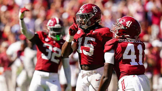 Alabama edge defender Dallas Turner